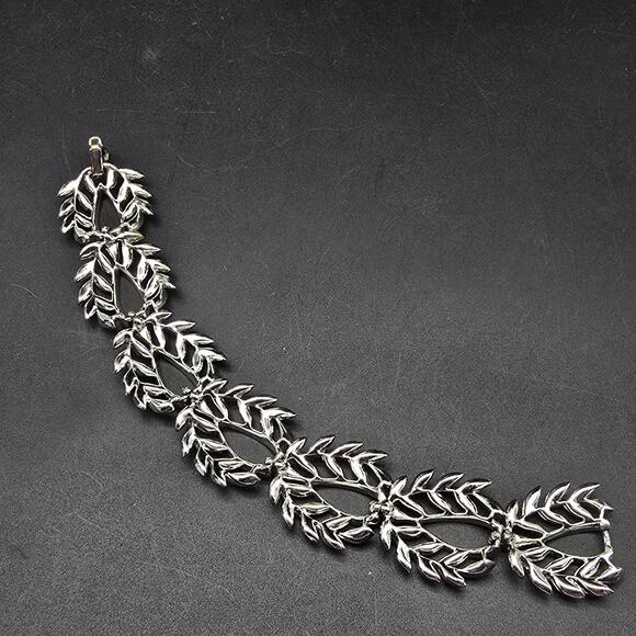 Silver Tone Ivy Leaves Link Bracelet Vintage Costume Jewelry - Picture 5 of 9